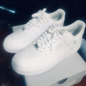 Nike Air Force 1